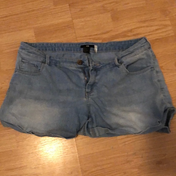 Shorts - Picture 1 of 1